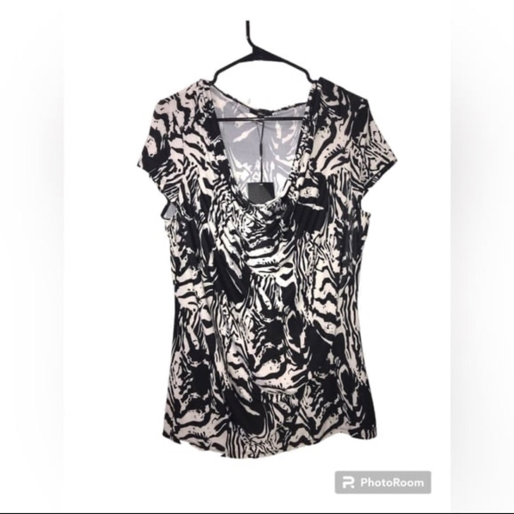NWT Milano Drape Neck Black And White Women’s Blouse Size XL